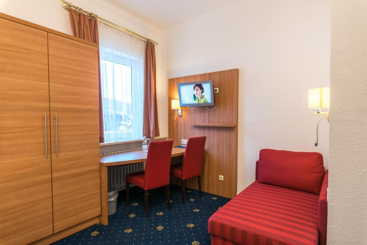 Hotel Garni Almenrausch Und Edelweiss Garmisch-Partenkirchen Eksteriør bilde