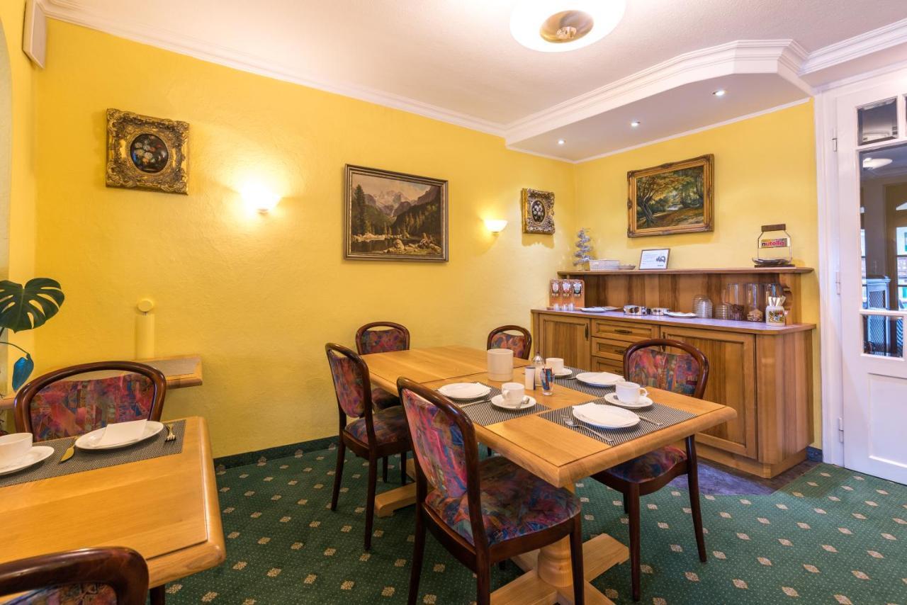 Hotel Garni Almenrausch Und Edelweiss Garmisch-Partenkirchen Eksteriør bilde