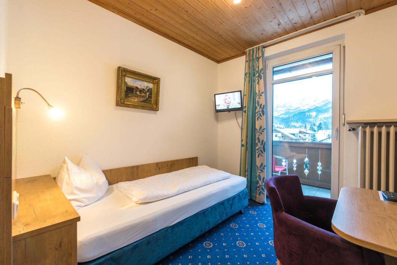 Hotel Garni Almenrausch Und Edelweiss Garmisch-Partenkirchen Eksteriør bilde