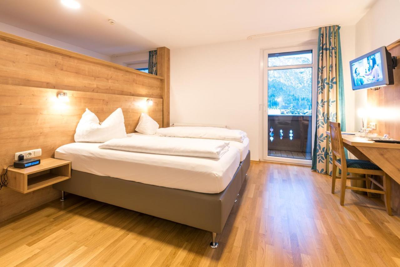 Hotel Garni Almenrausch Und Edelweiss Garmisch-Partenkirchen Eksteriør bilde