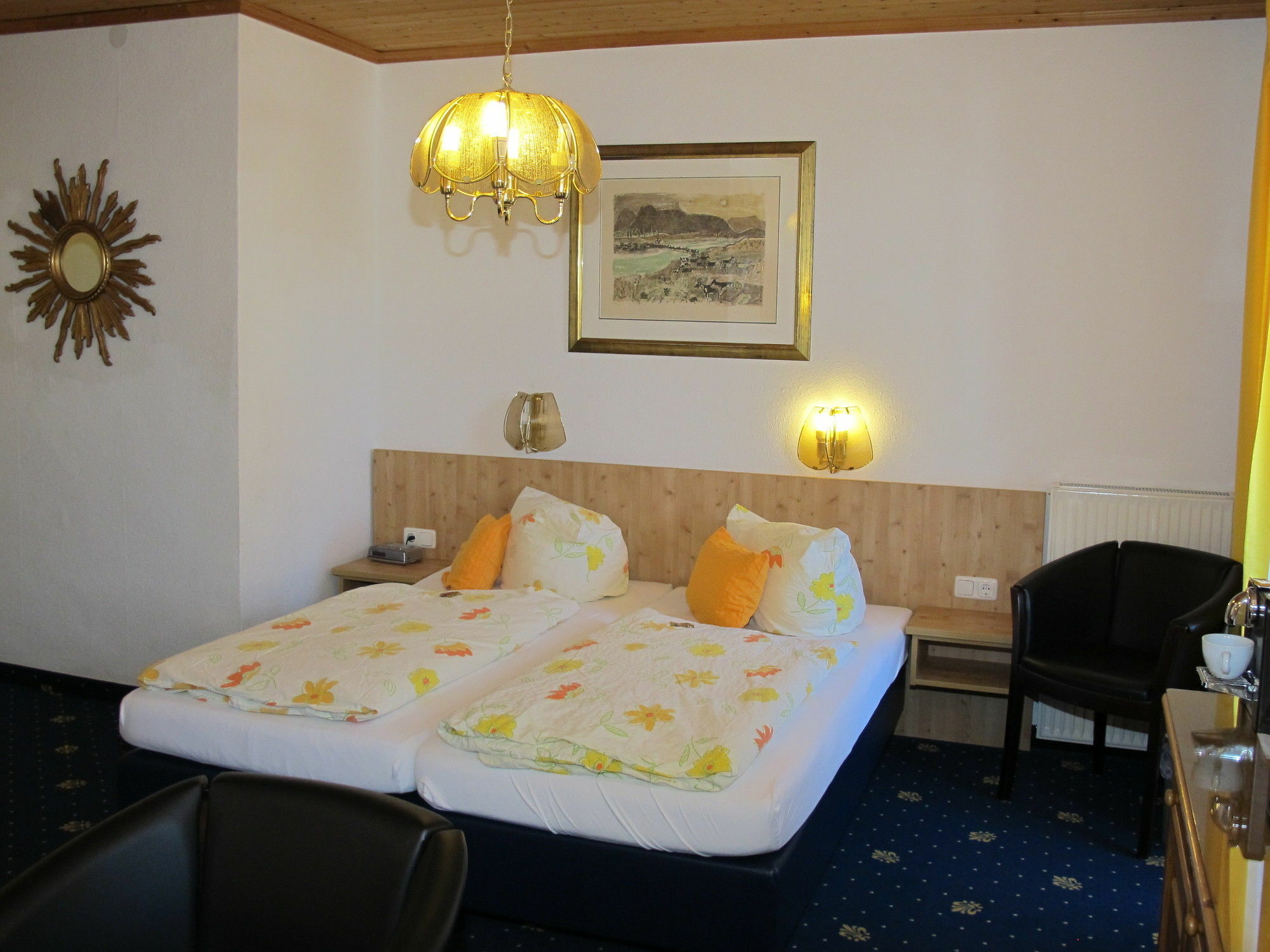 Hotel Garni Almenrausch Und Edelweiss Garmisch-Partenkirchen Eksteriør bilde
